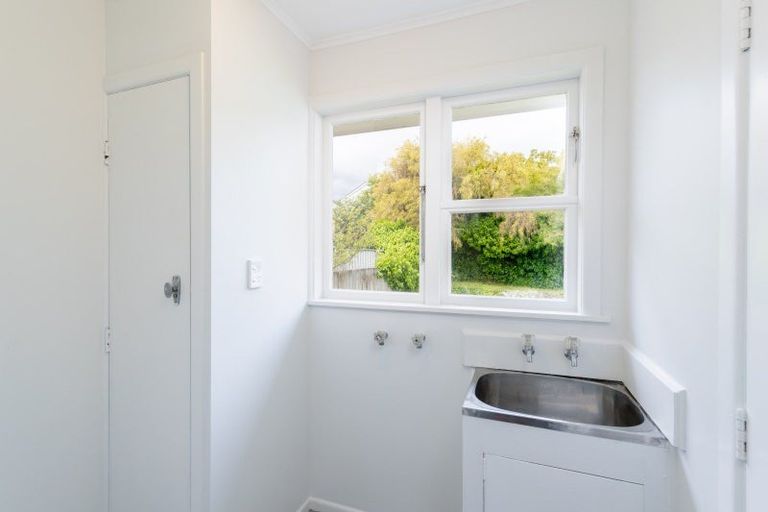 Photo of property in 6 Ruru Crescent, Heretaunga, Upper Hutt, 5018