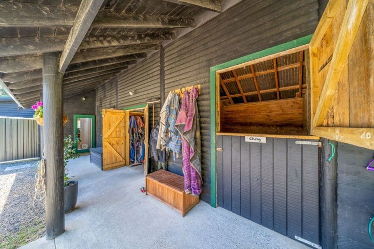 Photo of property in 218 Flightys Road, Judgeford, Porirua, 5381