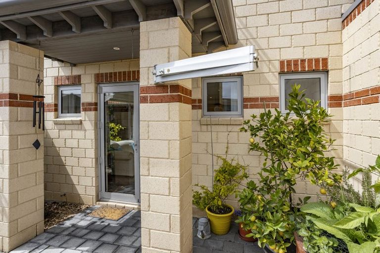 Photo of property in 10 Waterford Avenue, Northwood, Christchurch, 8051