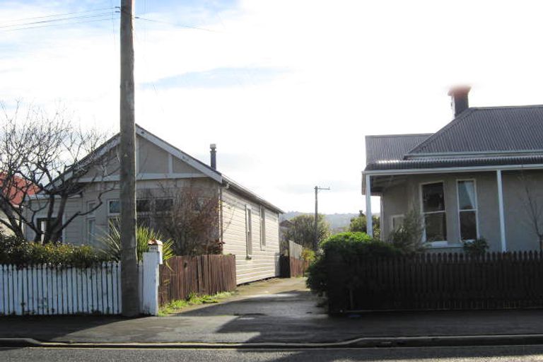 Photo of property in 44 Hargest Crescent, Saint Kilda, Dunedin, 9012