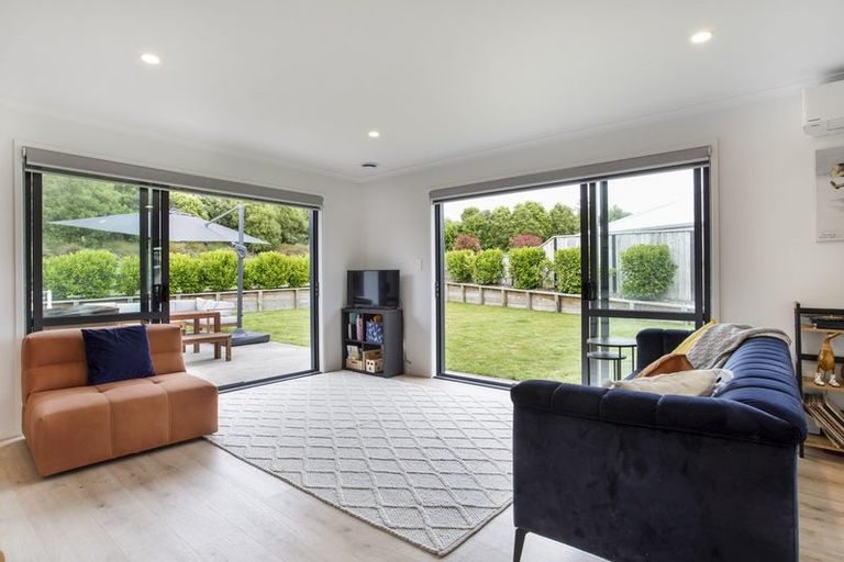 Photo of property in 5 Magnolia Lane, Kaukapakapa, Helensville, 0875