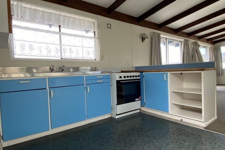 Photo of property in 48 Shakespear Road, Army Bay, Whangaparaoa, 0930