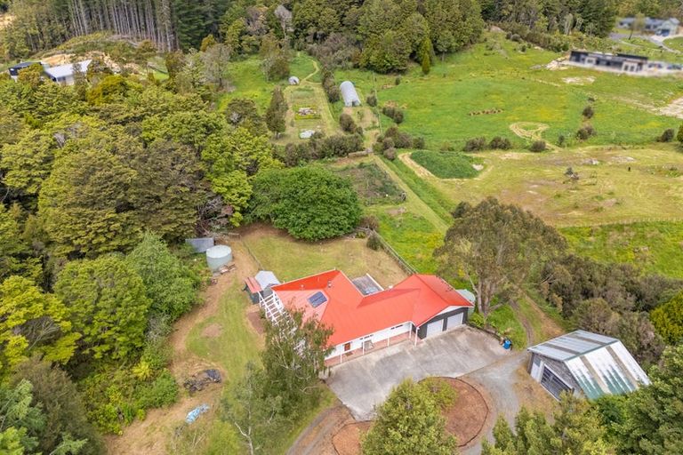 Photo of property in 423 Katherine Mansfield Drive, Blue Mountains, Upper Hutt, 5371
