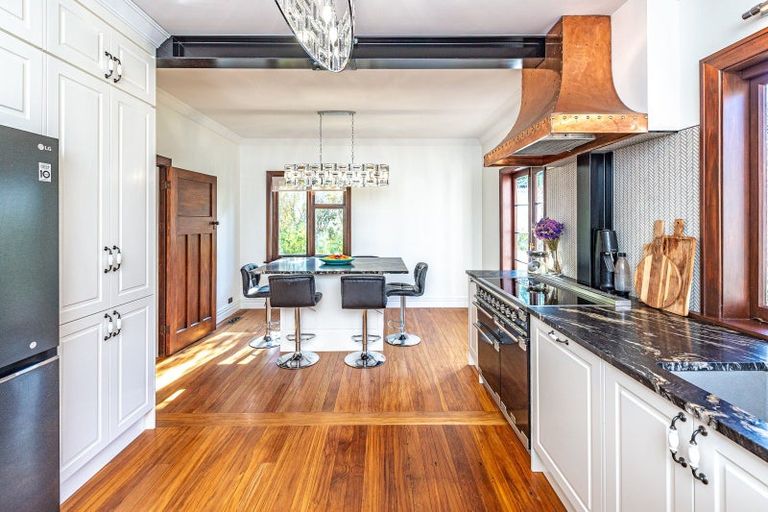 Photo of property in 4 Kent Road, Saint Johns Hill, Whanganui, 4501