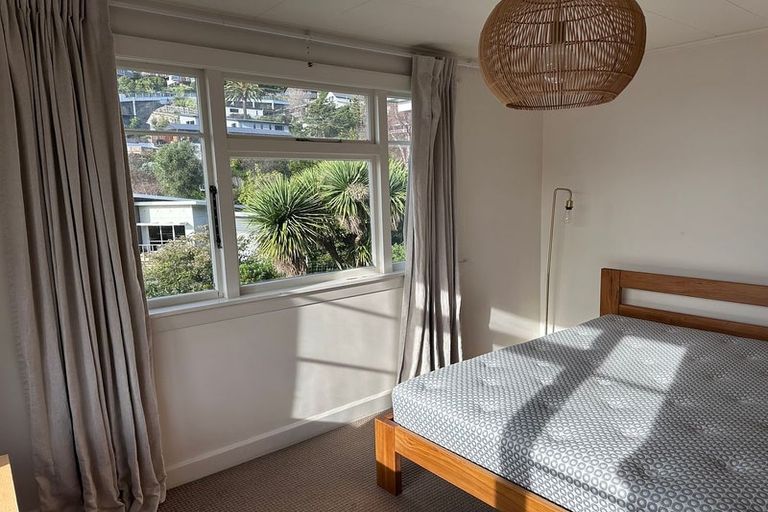 Photo of property in 36 Aratoro Place, Mount Pleasant, Christchurch, 8081