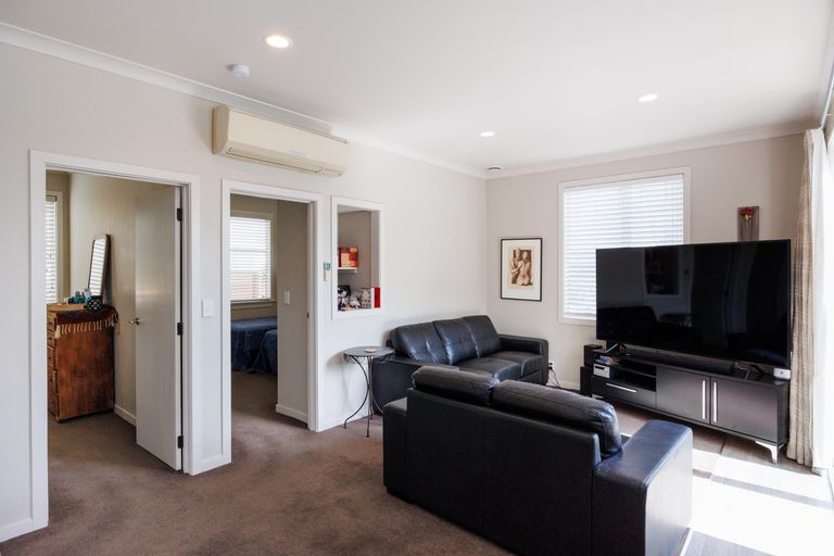 Photo of property in 31 Puriri Terrace, Roslyn, Palmerston North, 4414