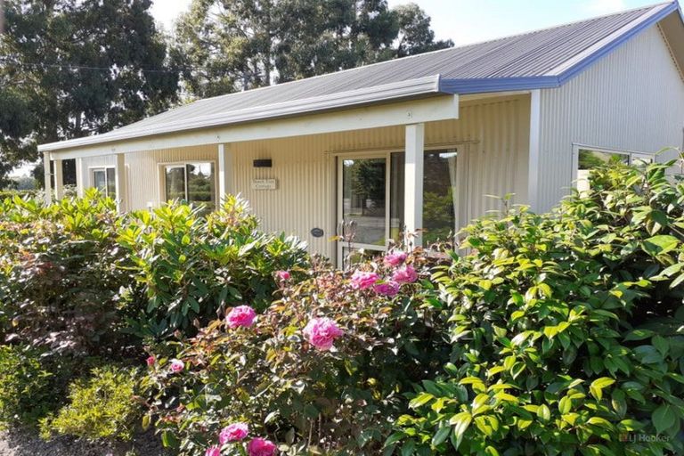 Photo of property in 26 Gorge Road, Waimate, 7924