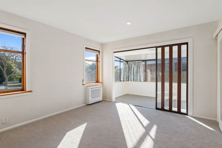 Photo of property in 43 Springbank Street, Bryndwr, Christchurch, 8053