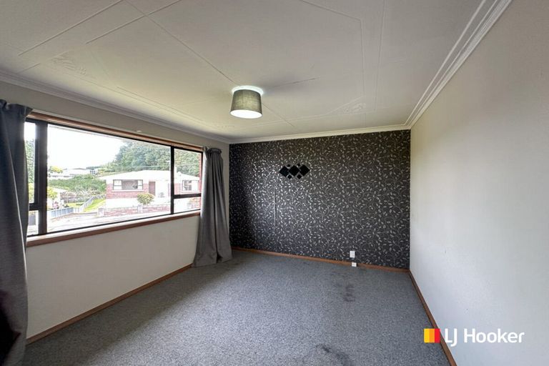 Photo of property in 6 Stephen Street, Halfway Bush, Dunedin, 9010