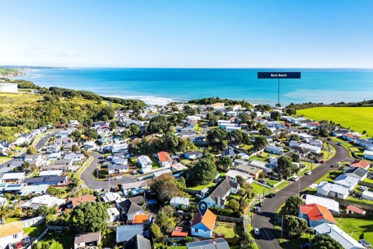 Photo of property in 15 Marama Crescent, Spotswood, New Plymouth, 4310