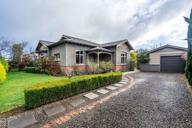 Photo of property in 100 Robertson Street, Richmond, Invercargill, 9810