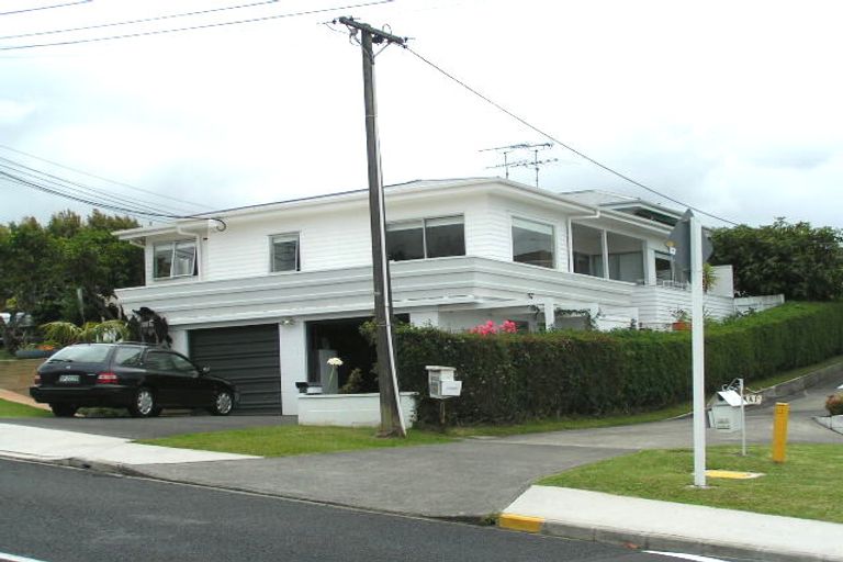 Photo of property in 2/43 Hart Road, Hauraki, Auckland, 0622