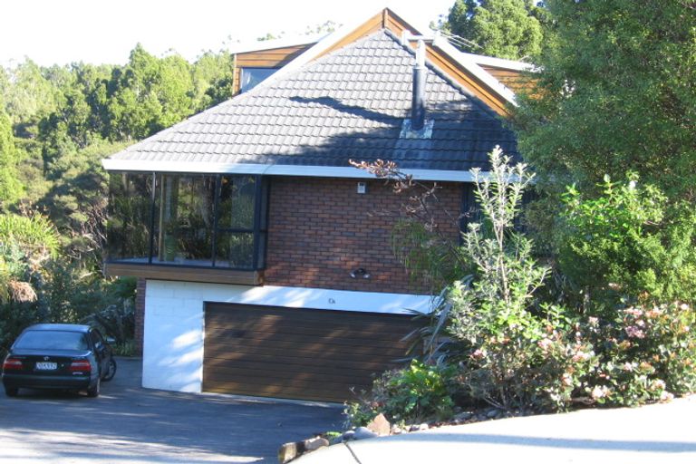 Photo of property in 10 Lancelot Road, Orewa, 0931