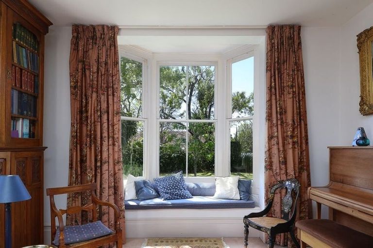 Photo of property in 140 Nile Street, Nelson, 7010