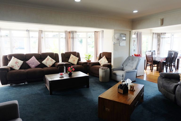 Photo of property in 26 Kimihia Road, Huntly, 3700