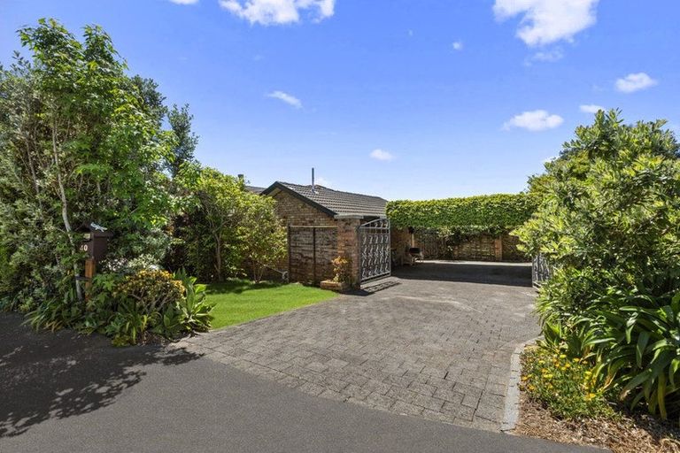 Photo of property in 40 Rock Isle Road, Torbay, Auckland, 0630