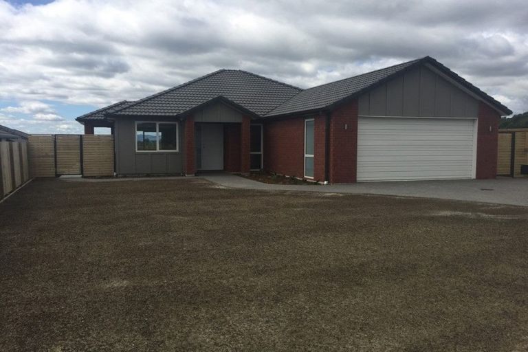 Photo of property in 43 Bert Wall Drive, Omokoroa, 3114