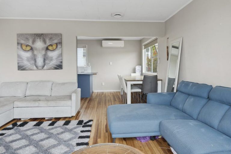 Photo of property in 34 Flaxdale Street, Birkdale, Auckland, 0626