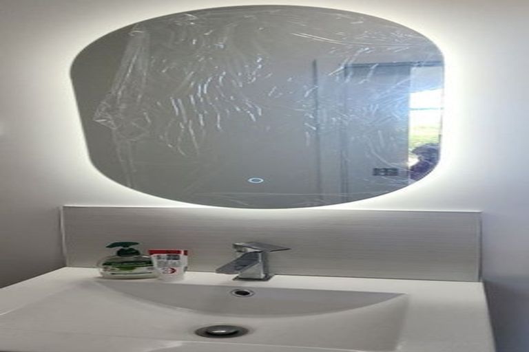 Photo of property in 1 Nukumea Common, Orewa, 0931