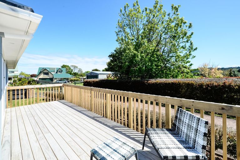 Photo of property in 16a Tapu Road, Huapai, Kumeu, 0810
