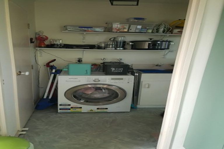 Photo of property in 52 Damien Place, Bromley, Christchurch, 8062