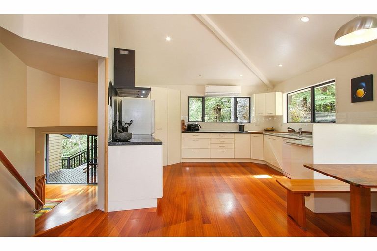 Photo of property in 88 Hinau Road, Waimauku, 0881