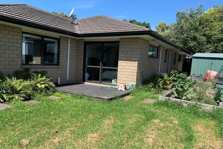 Photo of property in 16 Alverston Street, Waterview, Auckland, 1026
