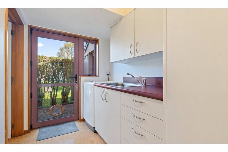 Photo of property in 25a Reeves Road, Opawa, Christchurch, 8023