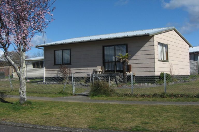 Photo of property in 84 Maria Place, Turangi, 3334