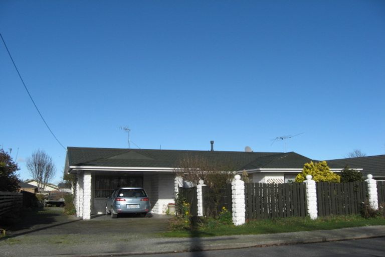 Photo of property in 61 Eglinton Street, Winton, 9720