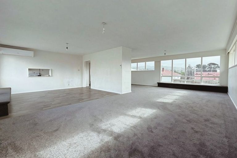 Photo of property in 5-7 Hazard Grove, Cannons Creek, Porirua, 5024