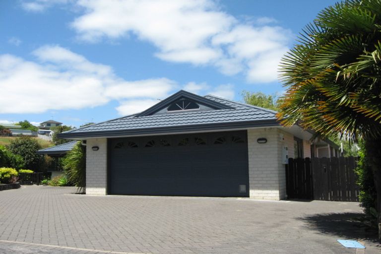 Photo of property in 16 Alexander Court, Pukekohe, 2120