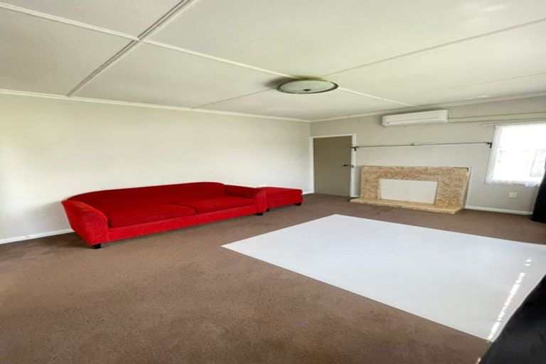 Photo of property in 86 Nikau Street, New Lynn, Auckland, 0600