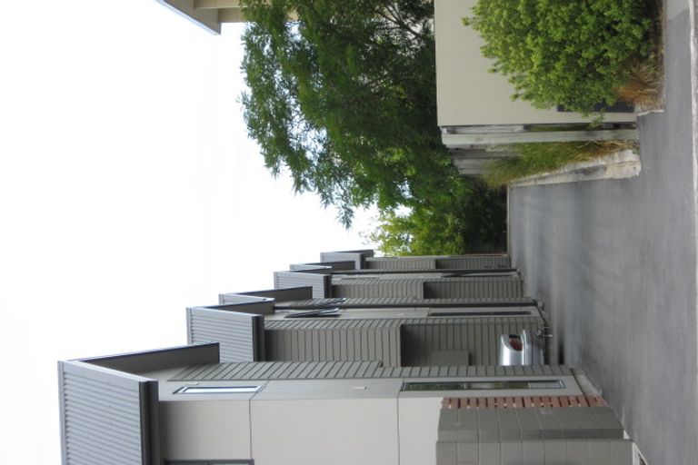 Photo of property in 1/450 Barbadoes Street, Edgeware, Christchurch, 8013