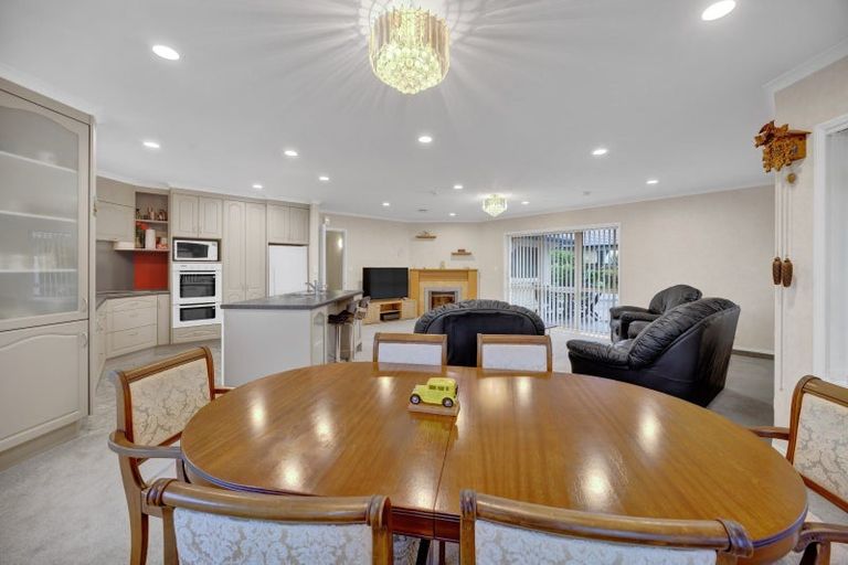 Photo of property in 24 Brown Street, Inglewood, 4330