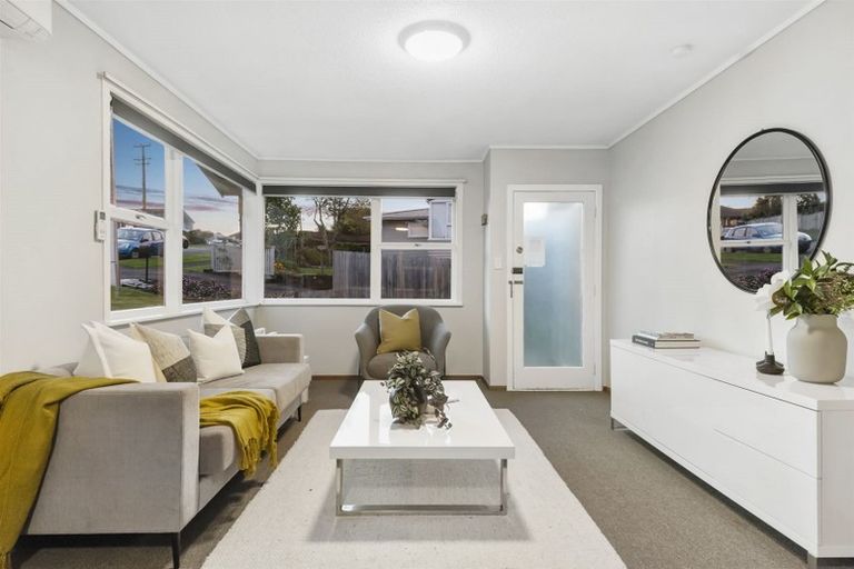 Photo of property in 2/49 Wolsley Avenue, Milford, Auckland, 0620