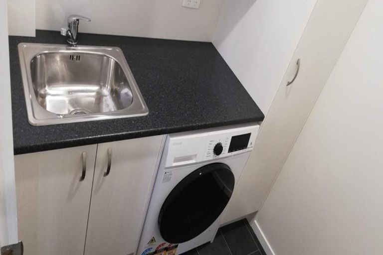 Photo of property in 6/31 Brockworth Place, Riccarton, Christchurch, 8011