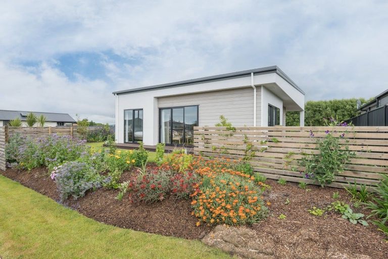 Photo of property in 16 Tana Pukekohatu Avenue, Motueka, 7120