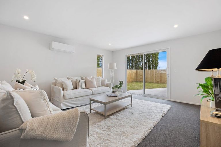 Photo of property in 2/30 Quaifes Road, Halswell, Christchurch, 8025