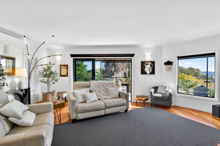 Photo of property in 8 Selwyn Road, Hospital Hill, Napier, 4110