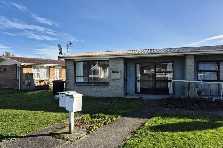 Photo of property in 1-12/71 Main Street, Mataura, 9712