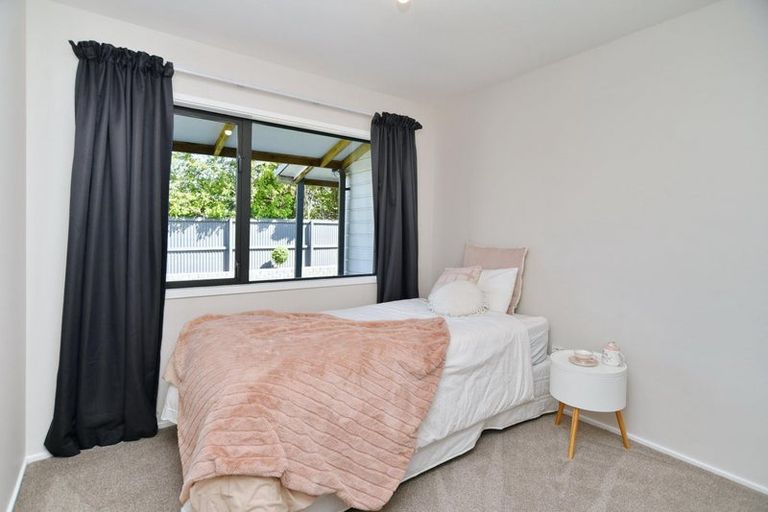 Photo of property in 5 Hegan Place, Rangiora, 7400