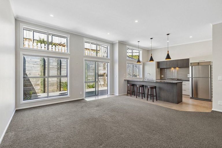 Photo of property in 9a Madeira Close, Whitby, Porirua, 5024