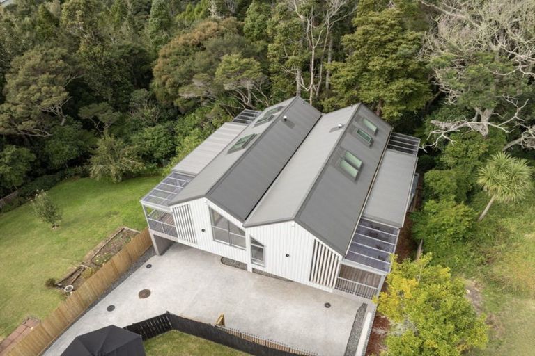 Photo of property in 93a Verran Road, Birkenhead, Auckland, 0626