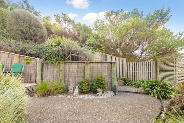 Photo of property in 4 The Marlinspike, Whitby, Porirua, 5024