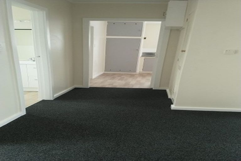 Photo of property in 1/37 Biddle Crescent, Taita, Lower Hutt, 5011