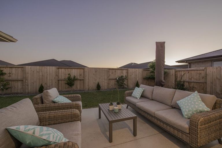 Photo of property in 166 The Boulevard, Papamoa Beach, Papamoa, 3118