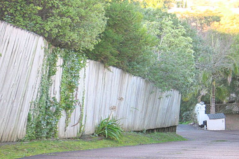 Photo of property in 3 Gull Lane, Mairangi Bay, Auckland, 0630