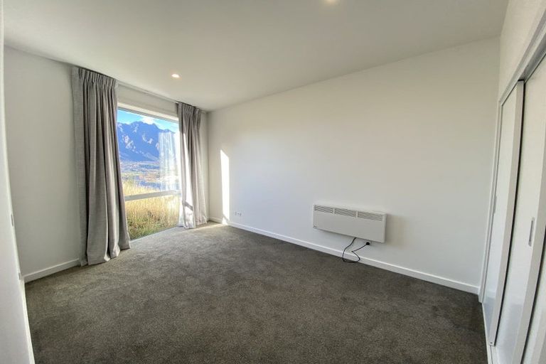 Photo of property in 12b Florence Close, Queenstown Hill, Queenstown, 9300