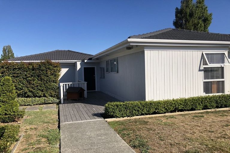 Photo of property in 2/11 Ripon Crescent, Meadowbank, Auckland, 1072